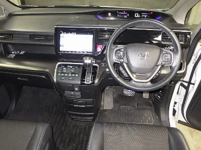 Honda STEPWGN SPADA