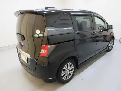 Honda Freed Spike