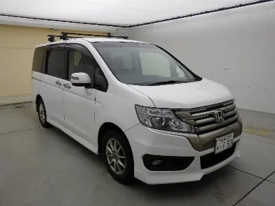 Honda STEPWGN SPADA