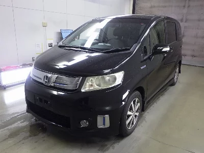 Honda Freed Spike