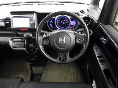 Honda N-Box+