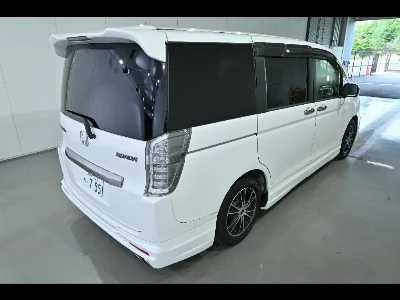 Honda STEPWGN SPADA