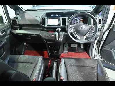 Honda STEPWGN SPADA