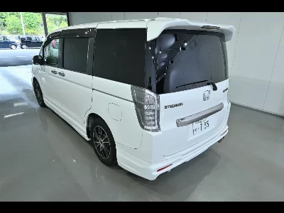 Honda STEPWGN SPADA