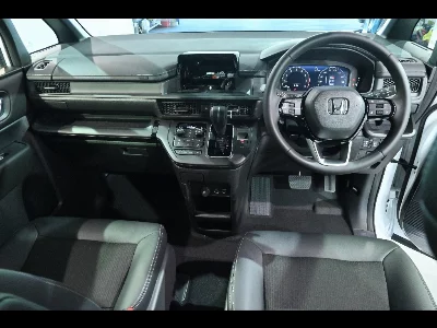Honda STEPWGN SPADA