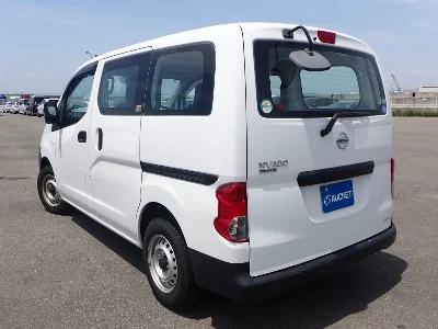 Nissan NV200 VANETTE VAN
