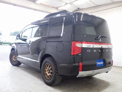 Mitsubishi DELICA D5