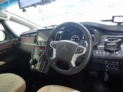Mitsubishi DELICA D5