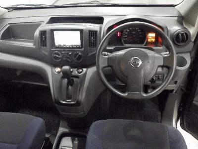 Nissan NV200 VANETTE VAN
