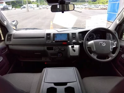 Toyota HiAce Van