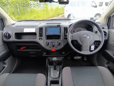 Nissan AD