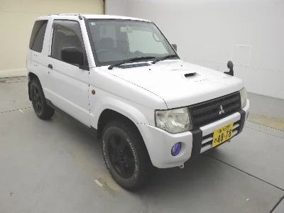 Mitsubishi Pajero Mini