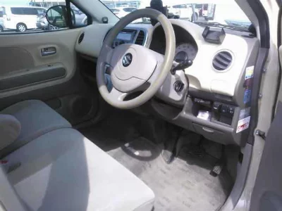Suzuki MRWAGON