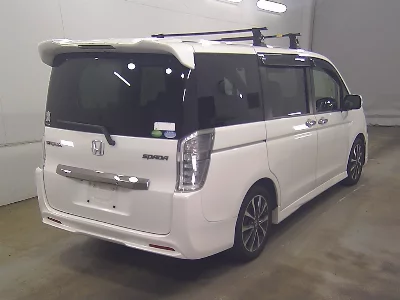 Honda STEPWGN SPADA