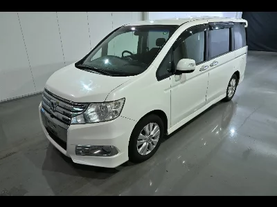 Honda STEPWGN SPADA