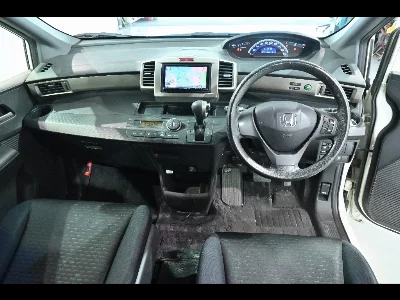 Honda Freed Spike