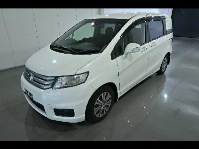 Honda FREED SPIKE