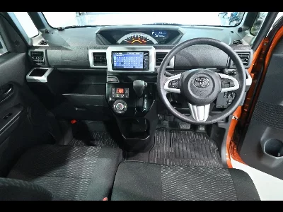 Toyota Pixis Mega