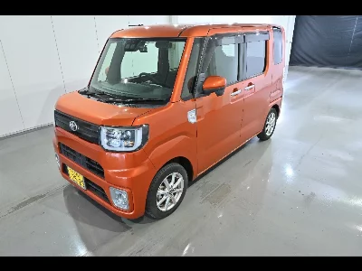 Toyota Pixis Mega