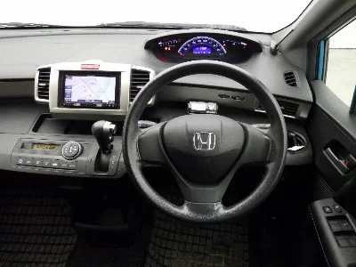Honda Freed Spike