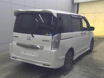 Honda STEPWGN SPADA
