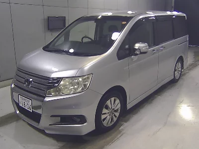 Honda STEPWGN SPADA