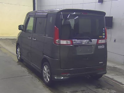 Suzuki Spacia