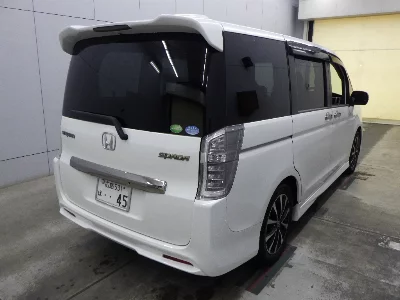 Honda STEPWGN SPADA