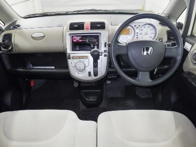 Honda Life
