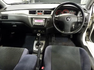 Mitsubishi LANCER WAGON