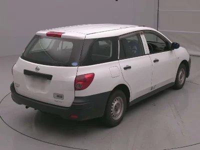Nissan AD