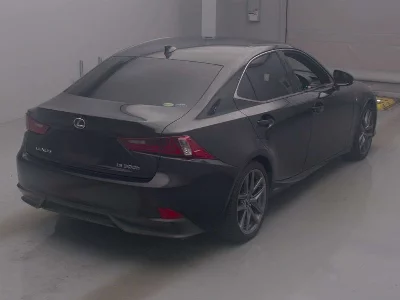 Lexus IS300h