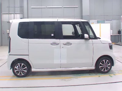 Honda N BOX CUSTOM
