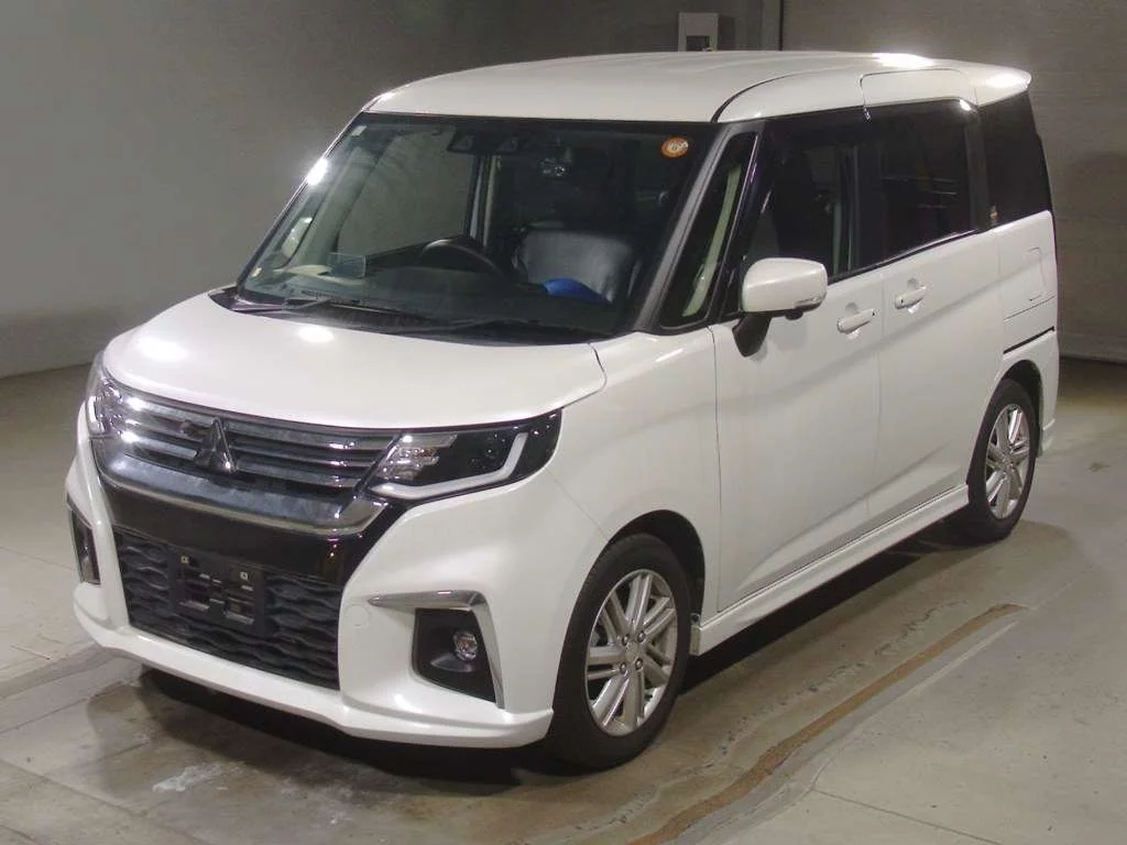 Mitsubishi Delica D:2  с аукциона в Японии