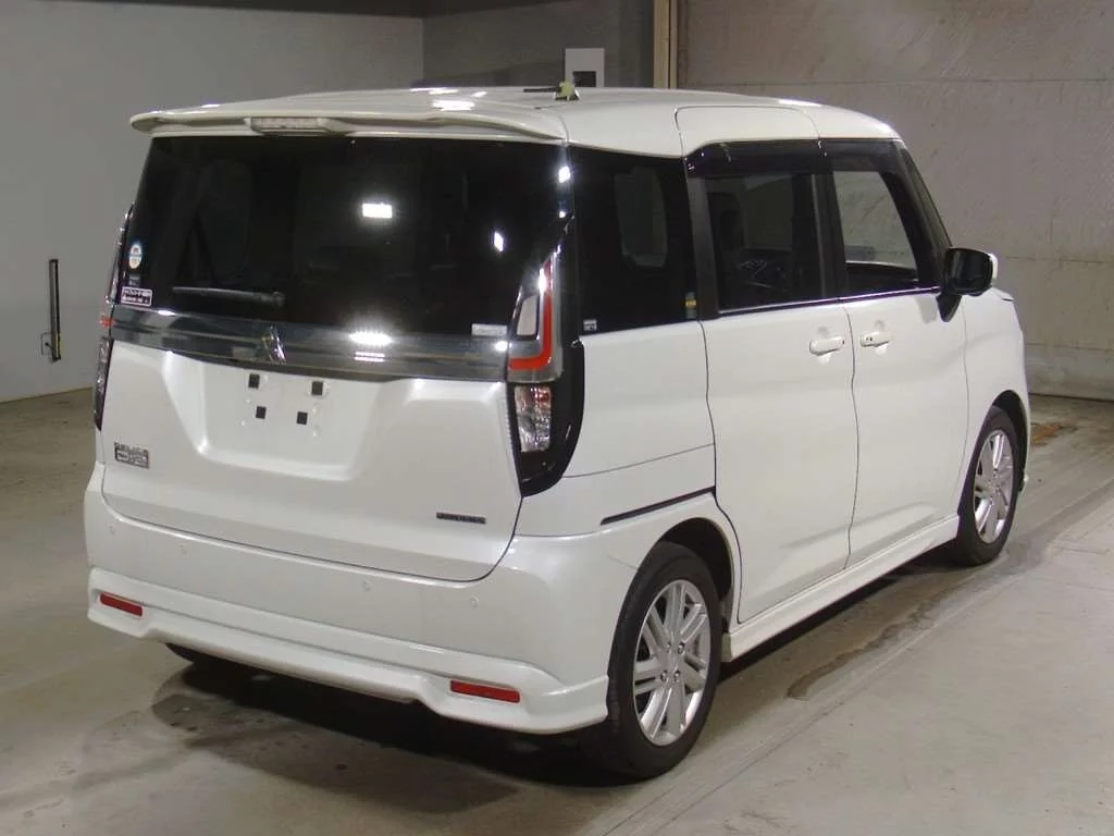 Mitsubishi Delica D:2  с аукциона в Японии