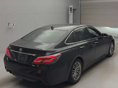 Статистика аукционов Toyota CROWN HYBRID