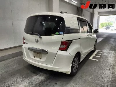 Honda Freed Spike