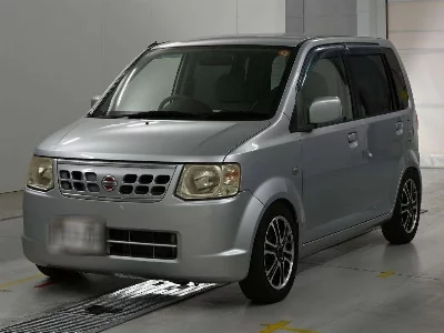 Nissan Otti