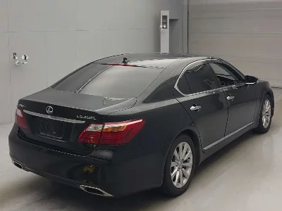 Lexus LS460L