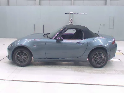 Mazda Roadster