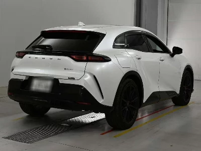 Toyota Crown Sport