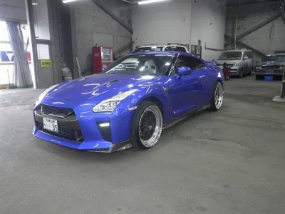 NISSAN GT-R