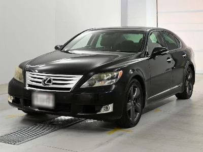 Lexus LS600h