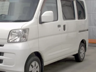 Toyota Pixis Van