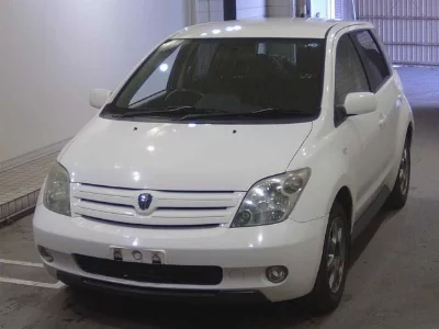 Toyota Ist