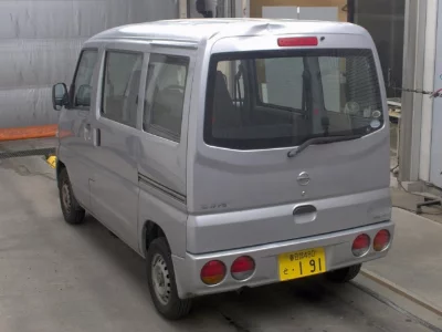 NISSAN CLIPPER VAN