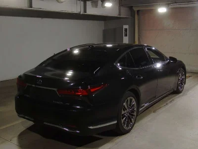 Lexus LS500h