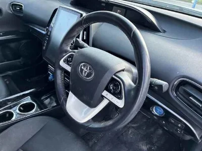 Toyota Prius PHV