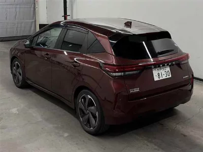 Nissan Aura