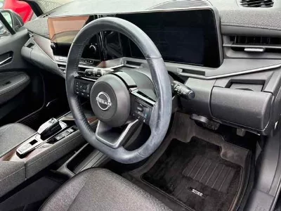 Nissan Aura
